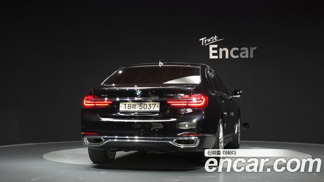 BMW 7-Series 740Li xDrive — пробег 126 439 км — фото 4 из 5