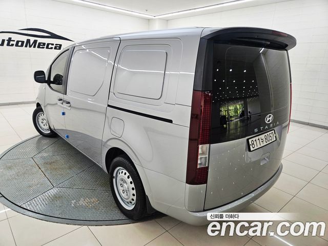 Hyundai Staria из Кореи Encar