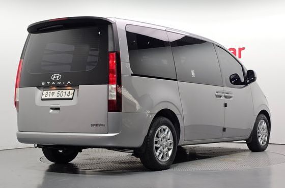 Hyundai Staria Cargo 3-Seater Modern — пробег 102 559 км — фото 2 из 5
