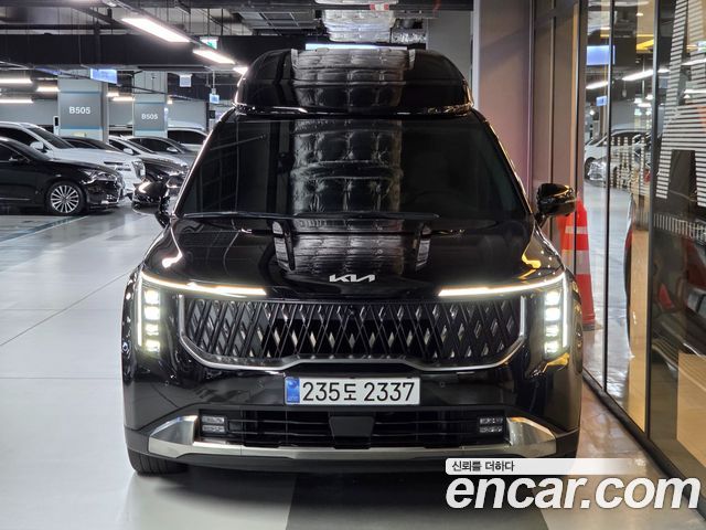 Kia Carnival Gasoline 7-Seater Hi Limousine Signature — пробег 42 000 км — фото 2 из 5