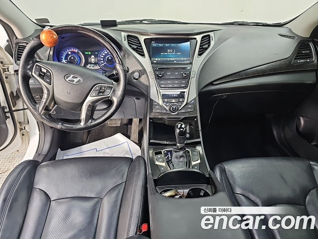 Hyundai Grandeur Premium — пробег 211 604 км — фото 5 из 5