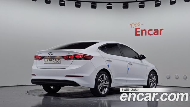 Hyundai AVANTE из Кореи Encar