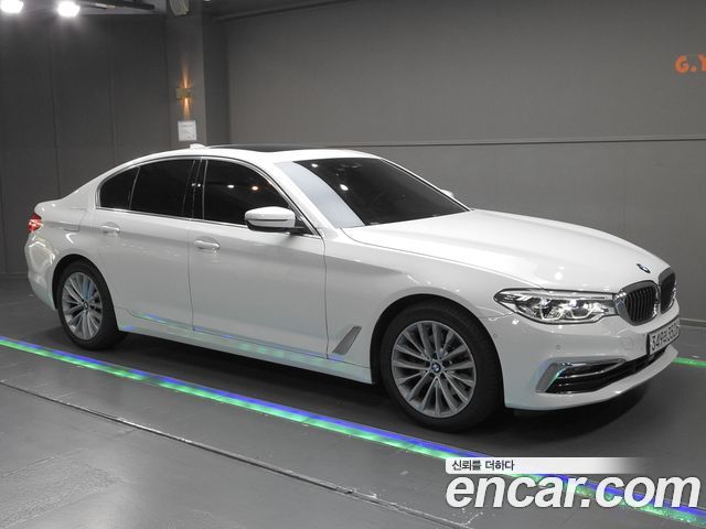 BMW 5-Series 520d Luxury Plus — пробег 158 704 км — фото 1 из 5