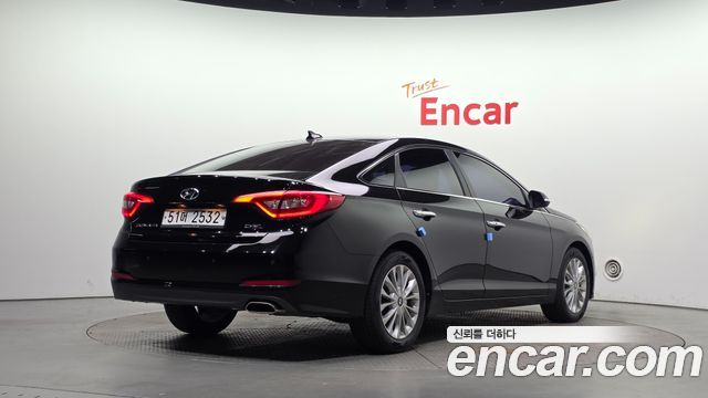 Hyundai Sonata 2.0 Smart — пробег 110 739 км — фото 2 из 5