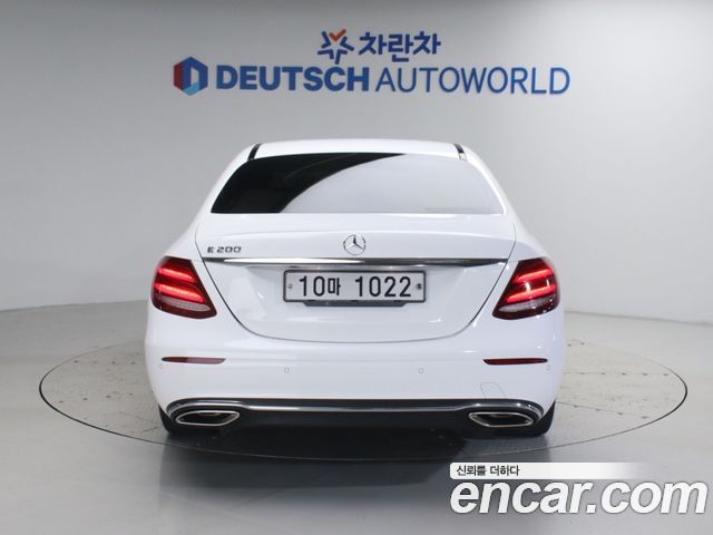Mercedes-Benz E-Class из Кореи Encar