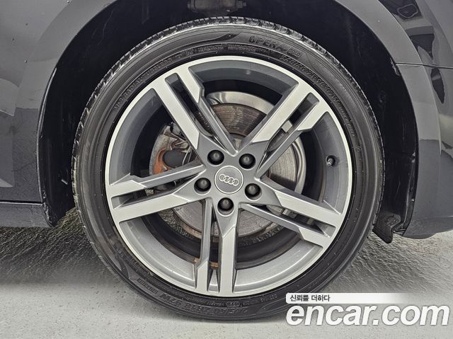 Audi A4 из Кореи Encar