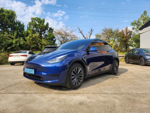 Tesla Model Y RWD — пробег 60 822 км — фото 1 из 5