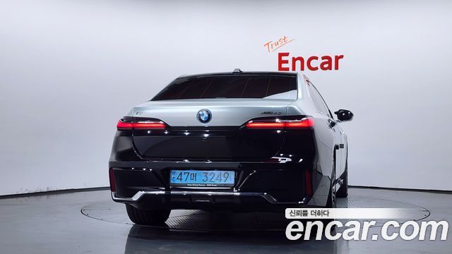 BMW i7 xDrive 60 M sport — пробег 62 897 км — фото 4 из 5