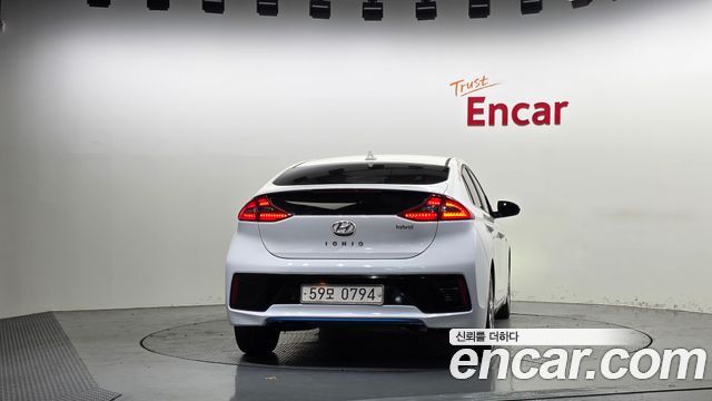 Hyundai Ioniq из Кореи Encar