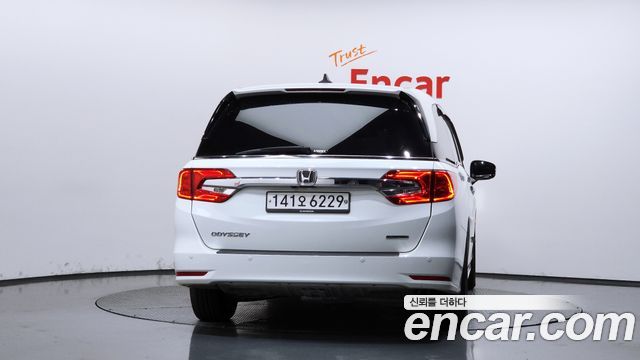Honda Odyssey из Кореи Encar