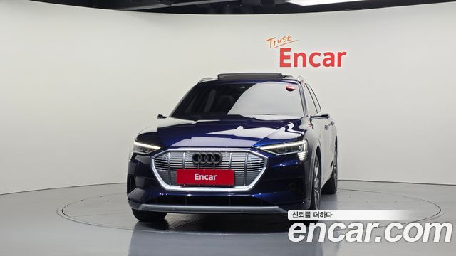 Audi e-tron 55 Quattro — пробег 97 654 км — фото 3 из 5