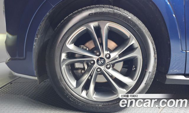Hyundai Santafe Diesel 2.2 4WD Inspiration — пробег 96 731 км — фото 5 из 5