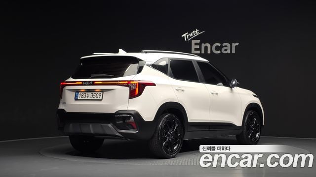 Kia Seltos из Кореи Encar