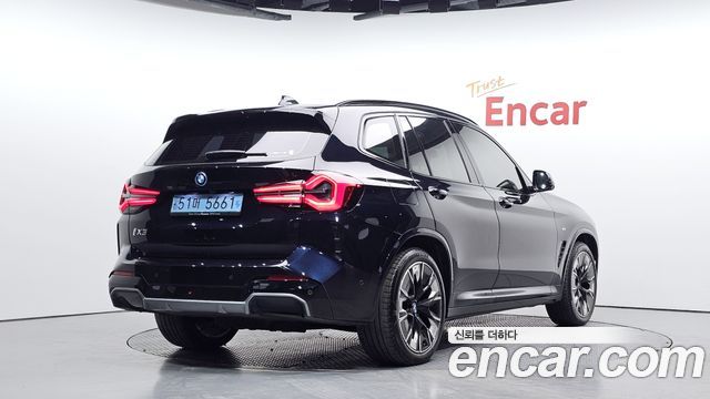 BMW iX3 M Sports — пробег 83 066 км — фото 2 из 5