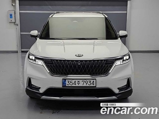 Kia Carnival Diesel 9-Seater Signature — пробег 29 387 км — фото 2 из 5