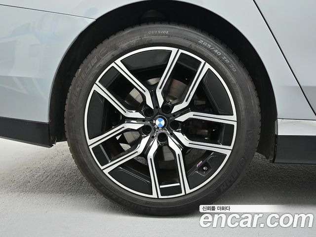 BMW 7-Series 740i sDrive M Sport — пробег 54 428 км — фото 5 из 5