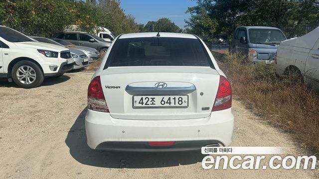 Hyundai Verna из Кореи Encar