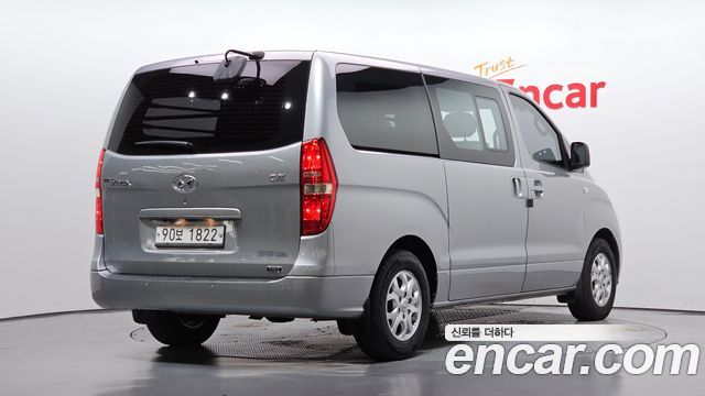 Hyundai Starex 5-Seater VAN CVX Luxury — пробег 159 431 км — фото 2 из 5