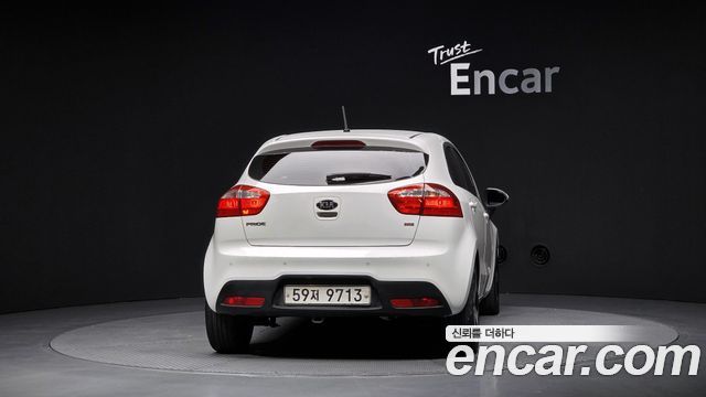 Kia pride 1.6 GDI Hatchback Prestige — пробег 90 394 км — фото 4 из 5