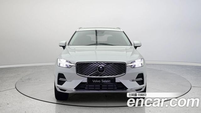Volvo XC60 T8 Ultra Bright — пробег 3 645 км — фото 3 из 5