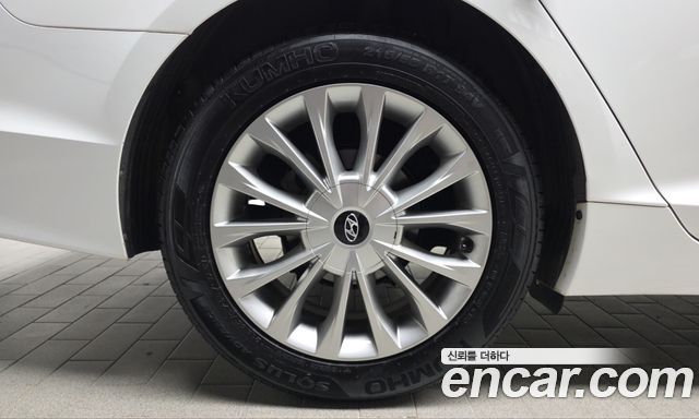 Hyundai Sonata 2.0 Smart — пробег 121 079 км — фото 5 из 5