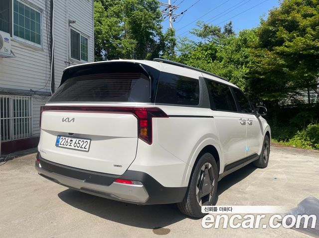 Kia Carnival HEV 9 seater Prestige — пробег 2 380 км — фото 2 из 5