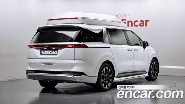Kia Carnival Gasoline 4-Seater Hi-Limousine Signature — пробег 71 282 км — фото 2 из 5
