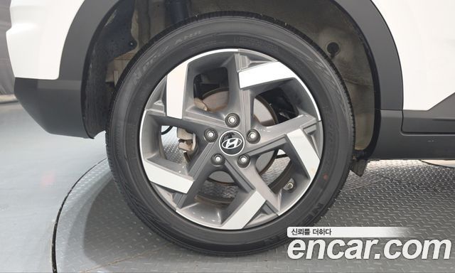 Hyundai Venue из Кореи Encar