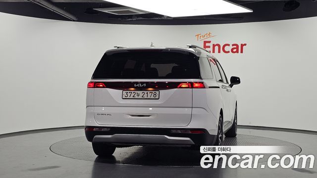 Kia Carnival Diesel 9-Seater Prestige — пробег 85 289 км — фото 4 из 5