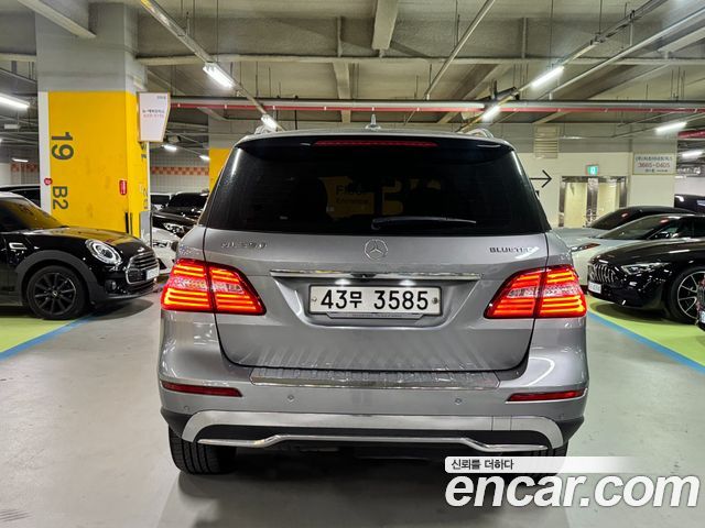 Mercedes-Benz M-class ML350 BlueTEC 4MATIC — пробег 90 278 км — фото 4 из 5