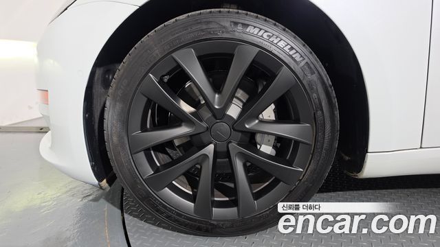 Tesla Model 3 Long Range AWD — пробег 64 946 км — фото 5 из 5