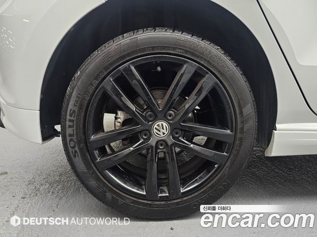 Volkswagen Polo из Кореи Encar