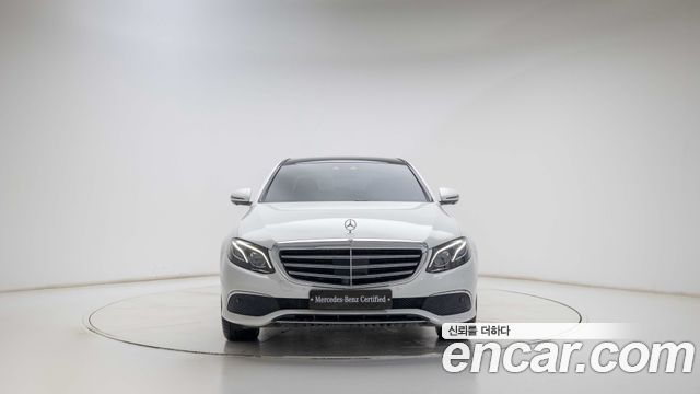 Mercedes-Benz E-Class из Кореи Encar