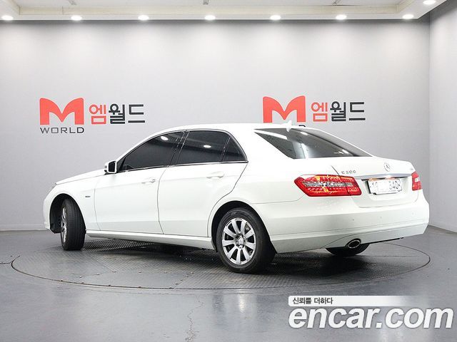 Mercedes-Benz E-Class из Кореи Encar