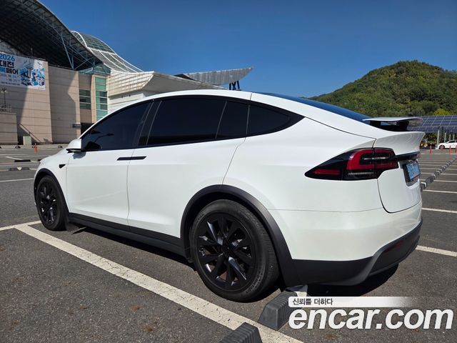 Tesla Model X AWD — пробег 65 500 км — фото 2 из 5