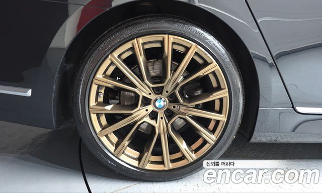 BMW 7-Series из Кореи Encar