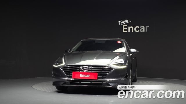 Hyundai Sonata 2.0 Premium Family — пробег 122 235 км — фото 3 из 5