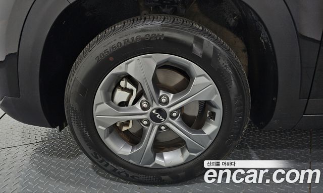 Kia Seltos Gasoline 1.6 Turbo 2WD Trendy — пробег 27 896 км — фото 5 из 5