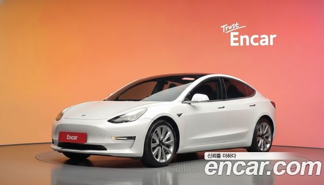 Tesla Model 3 Long Range AWD — пробег 131 984 км — фото 1 из 5