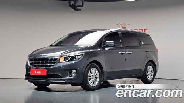 Kia Carnival 11-seater Luxury — пробег 99 804 км — фото 1 из 5