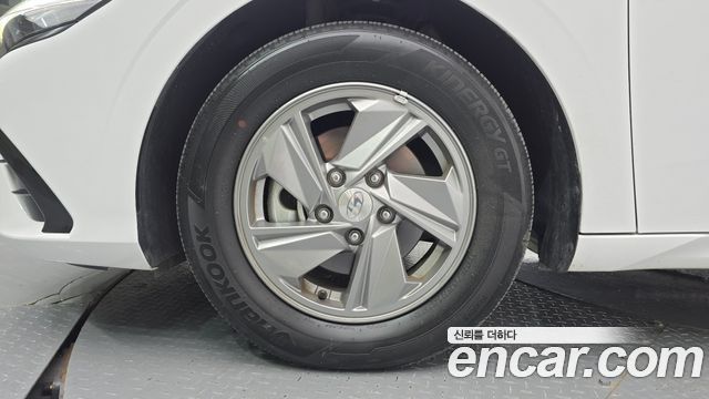 Hyundai AVANTE 1.6 Smart — пробег 42 415 км — фото 5 из 5