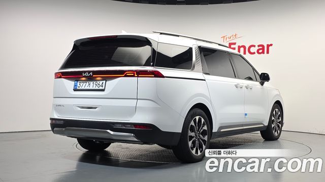 Kia Carnival Diesel 9-Seater Signature — пробег 45 500 км — фото 2 из 5