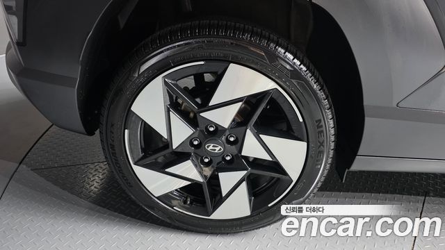 Hyundai Kona из Кореи Encar