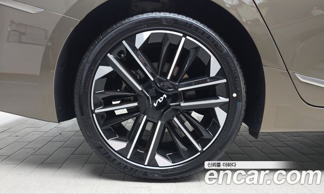 Kia K8 Signature — пробег 3 027 км — фото 5 из 5