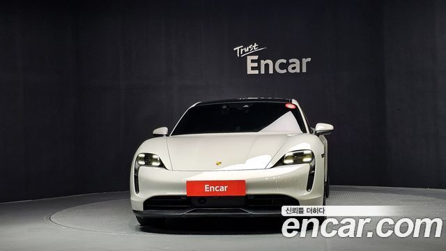 Porsche Taycan Base — пробег 51 347 км — фото 3 из 5