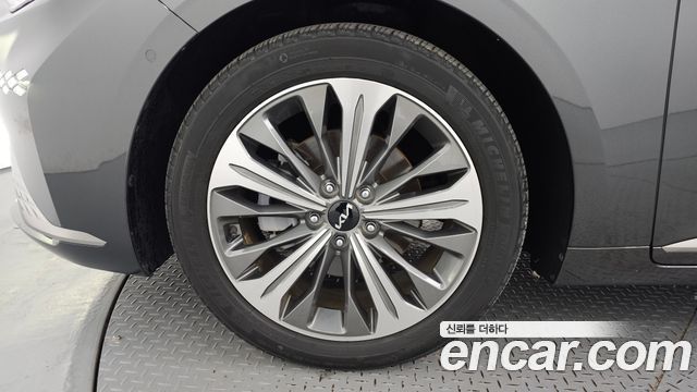 Kia K8 Signature Special — пробег 33 981 км — фото 5 из 5