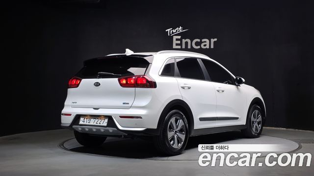 Kia Niro из Кореи Encar