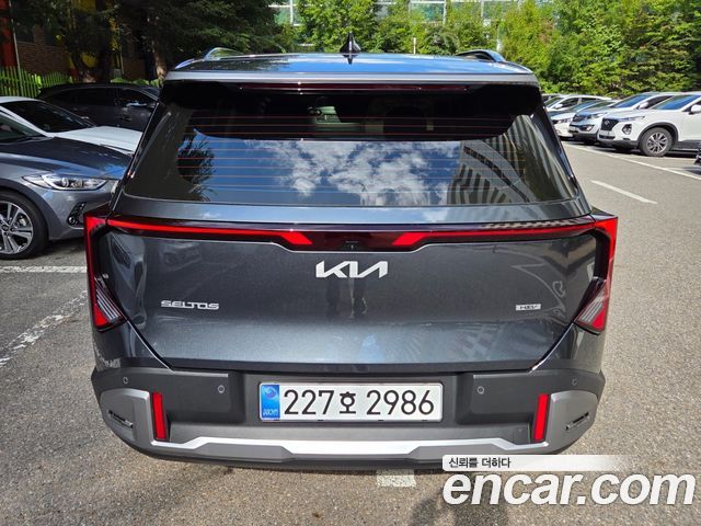 Kia Seltos HEV 1.6 2WD Signature — пробег 510 км — фото 4 из 5