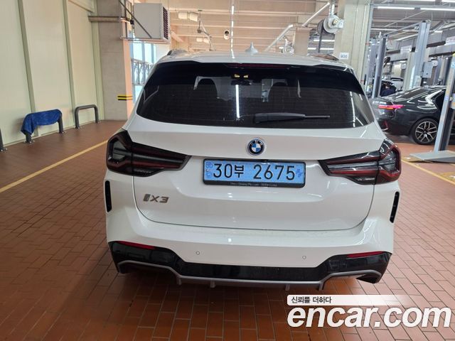 BMW iX3 M Sports — пробег 61 355 км — фото 3 из 5