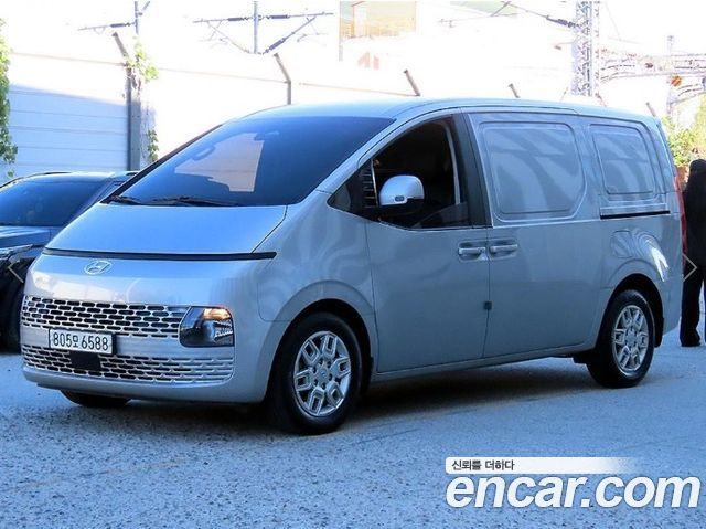Hyundai Staria Cargo 3-Seater Modern — пробег 244 002 км — фото 1 из 5